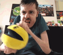 pacman gifs tenor